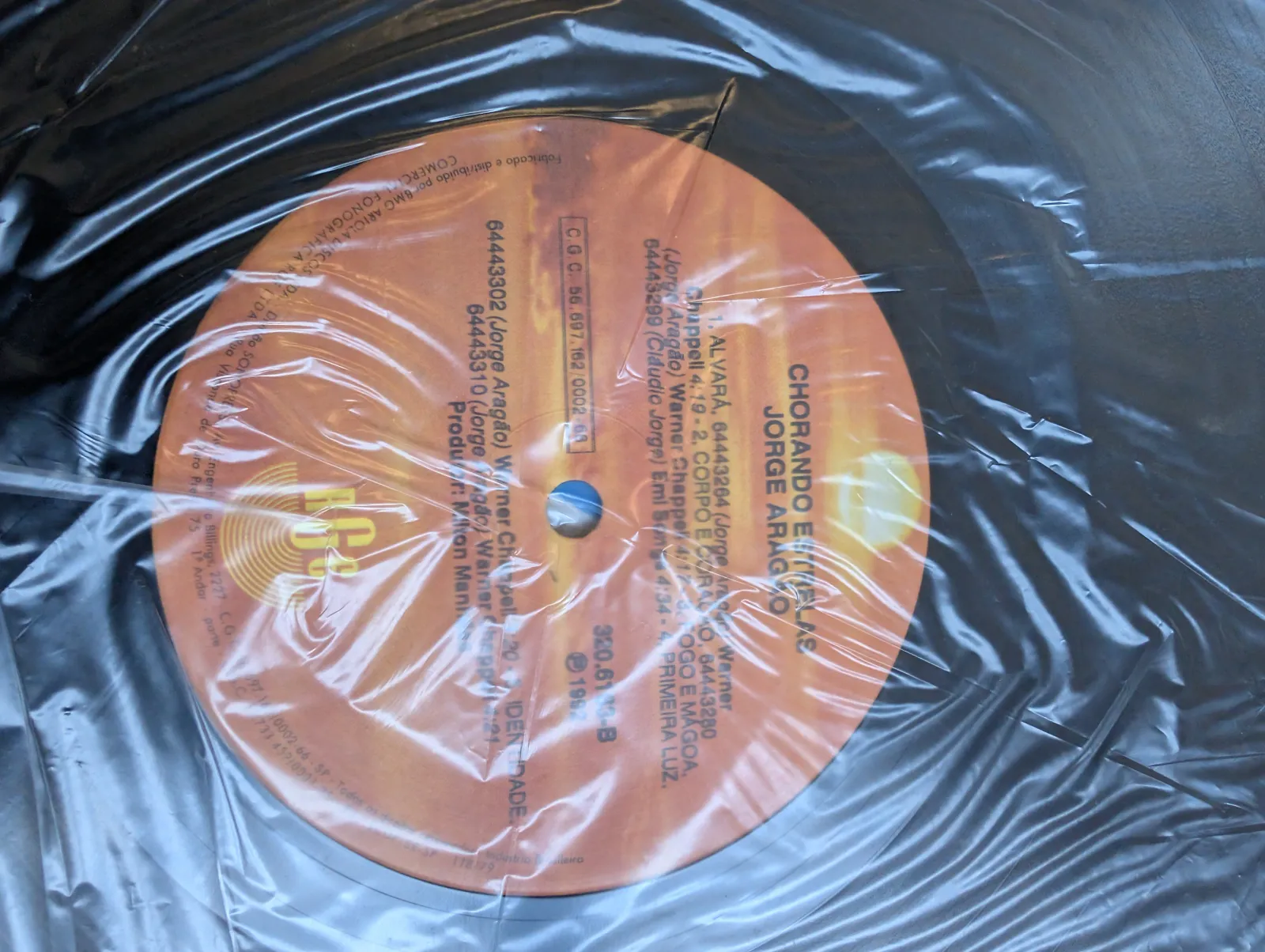 Jorge Aragão — Chorando Estrelas, label-b
