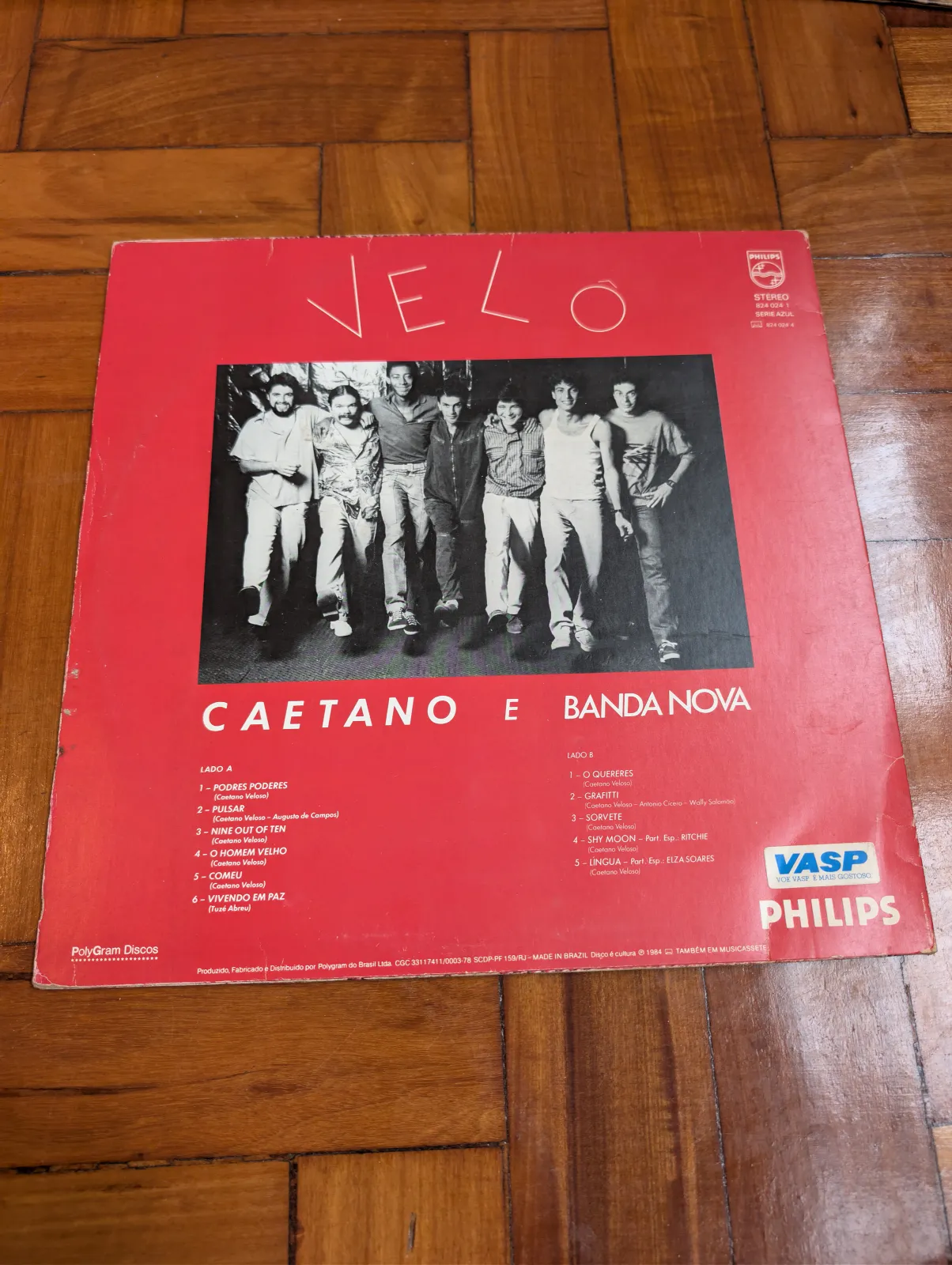 Caetano Veloso — Velô, back