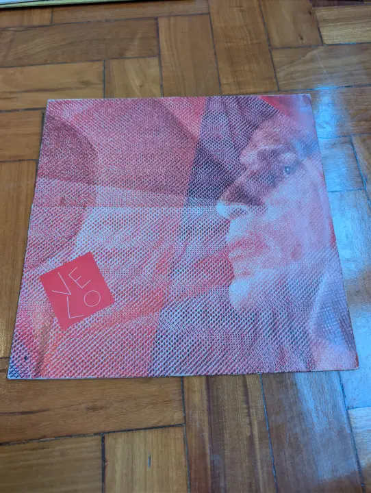Caetano Veloso — Velô, front