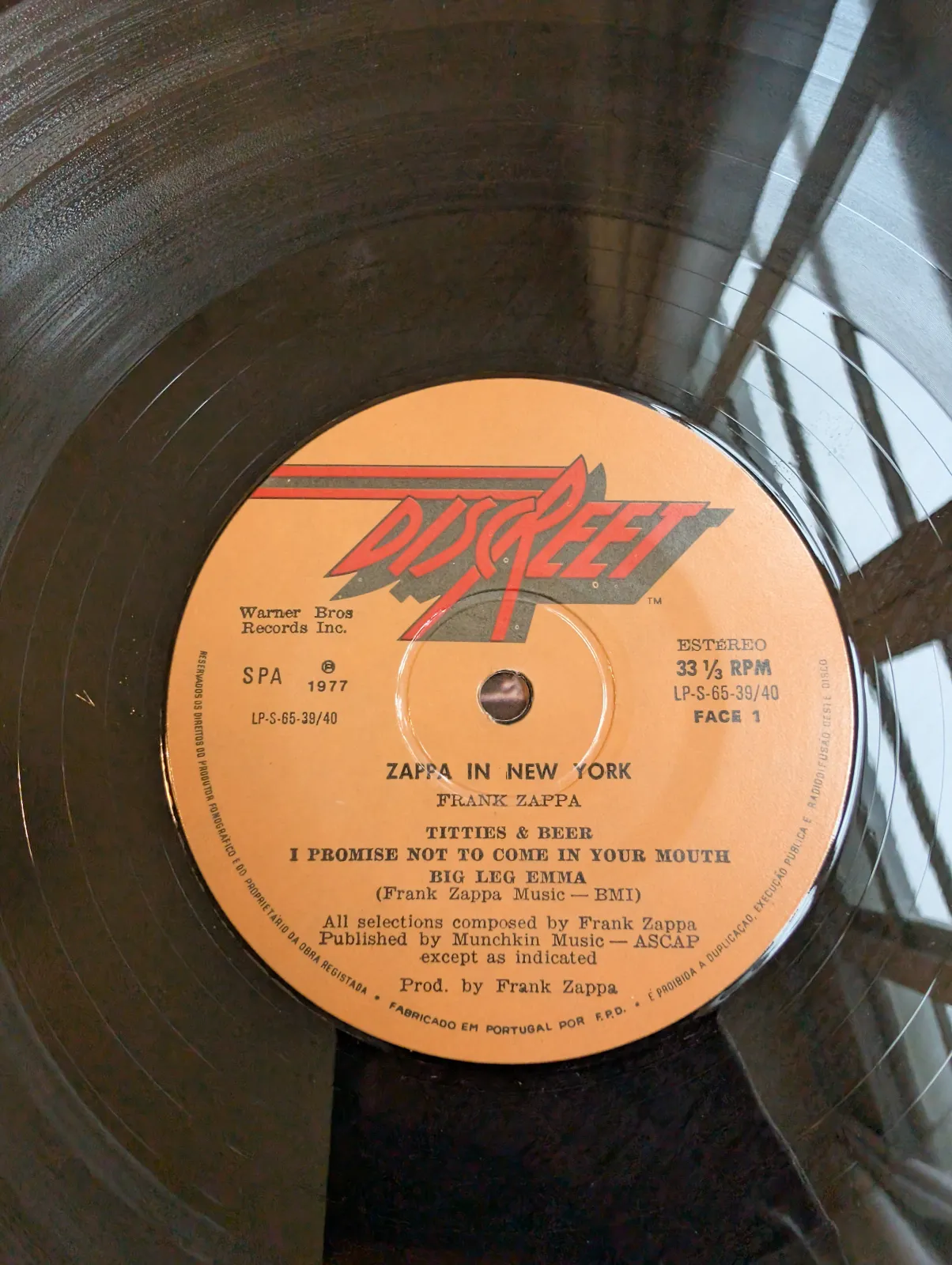Frank Zappa — Zappa in New York, label-a