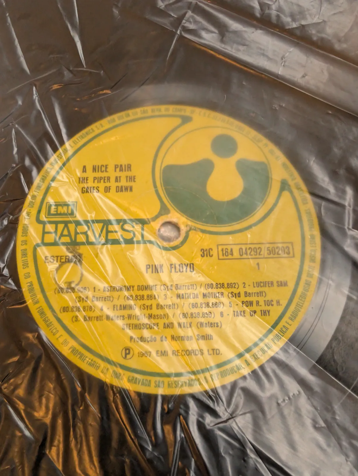 Pink Floyd — A Nice Pair, label-a