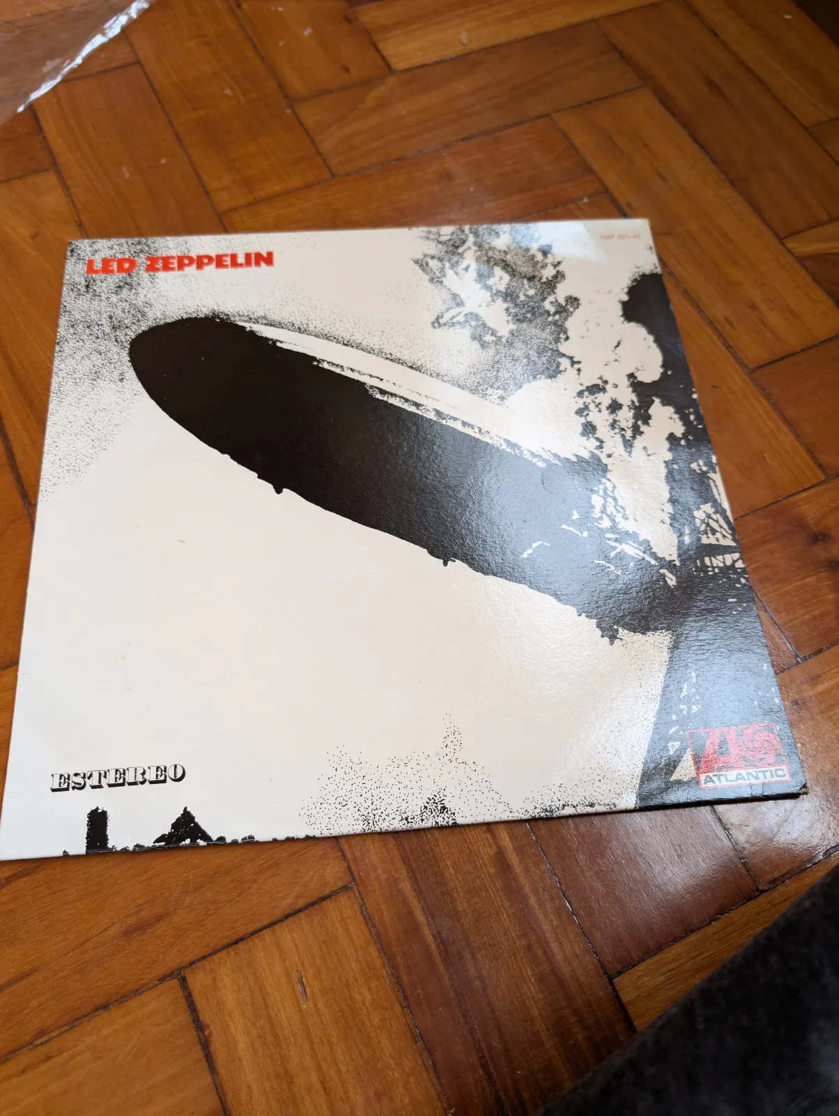 Led Zeppelin — Led Zeppelin, front