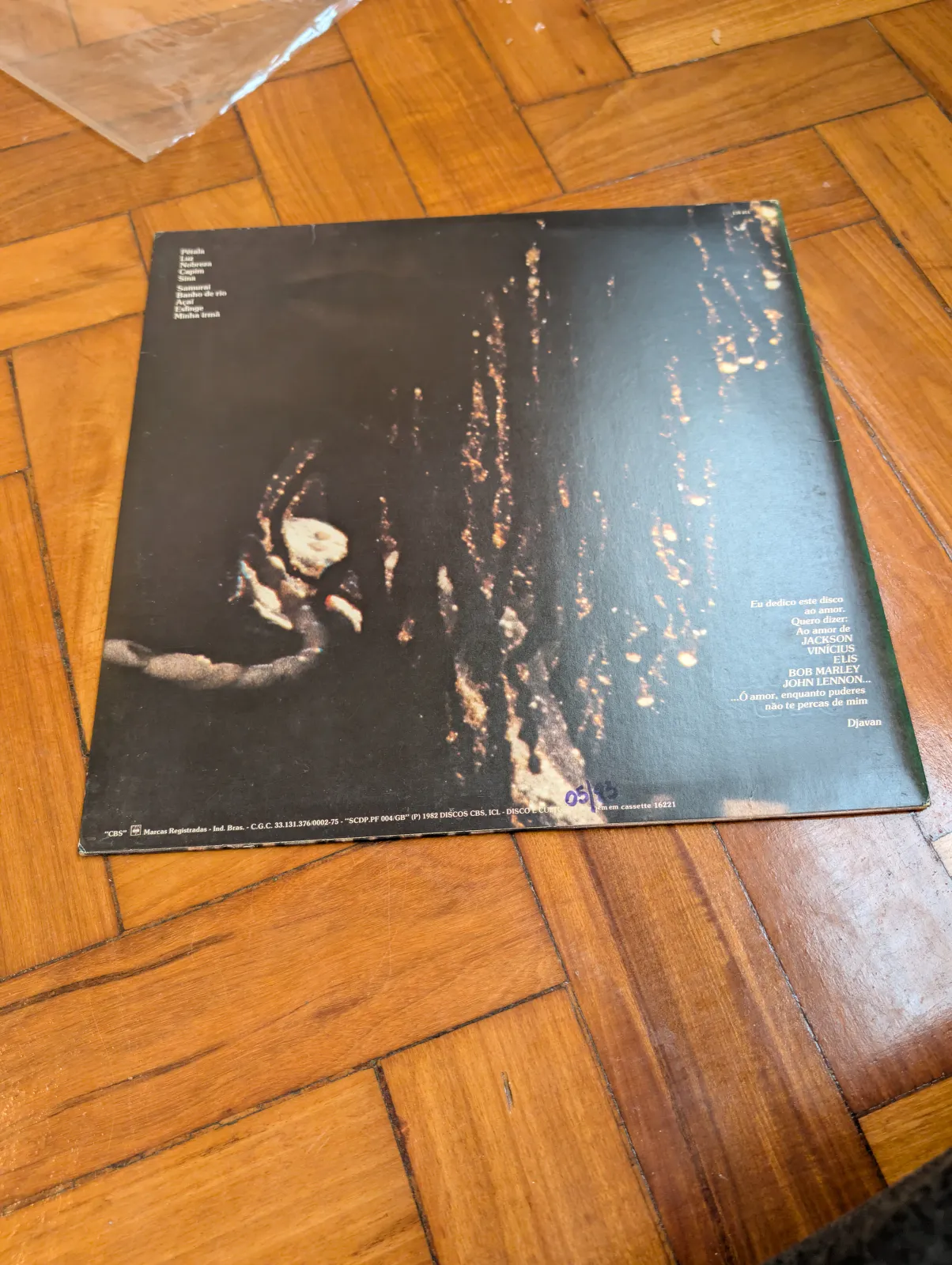 Djavan — Luz, back