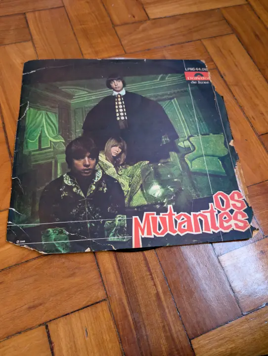 Os Mutantes — Os Mutantes (1968), front
