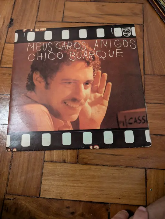 Chico Buarque — Meus Caros Amigos, front