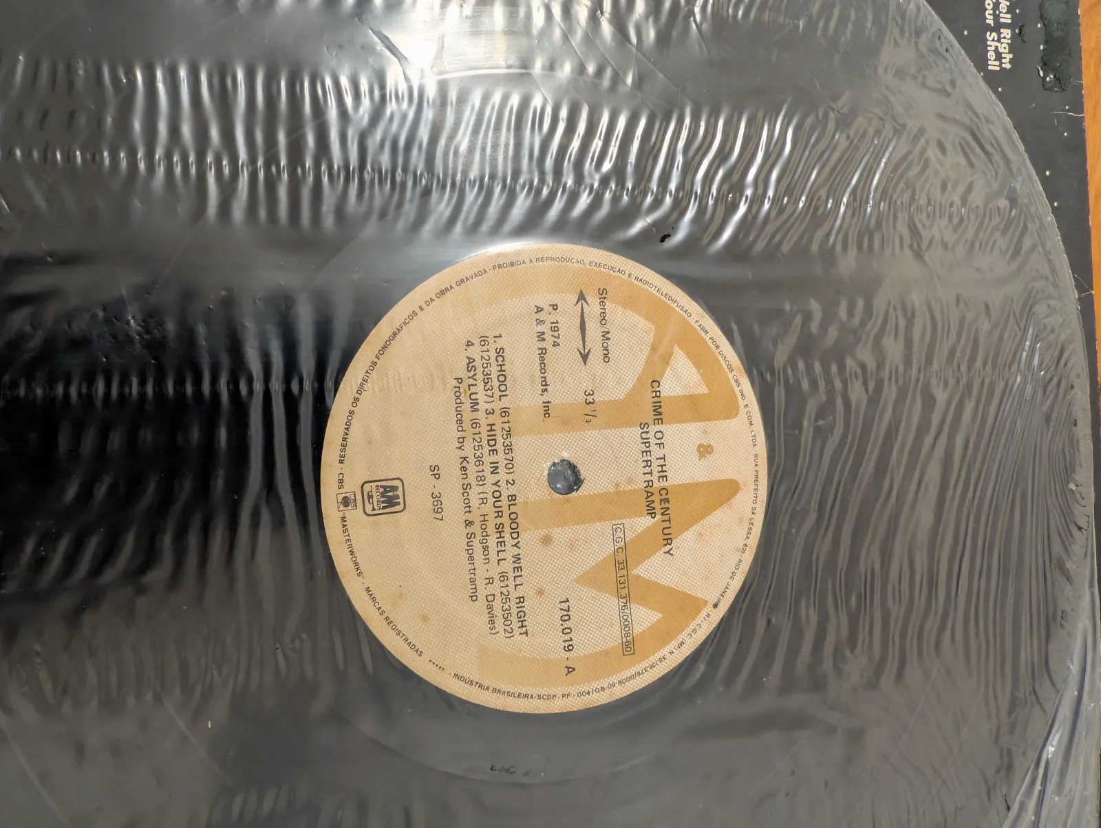Supertramp — Crime of the Century, label-a