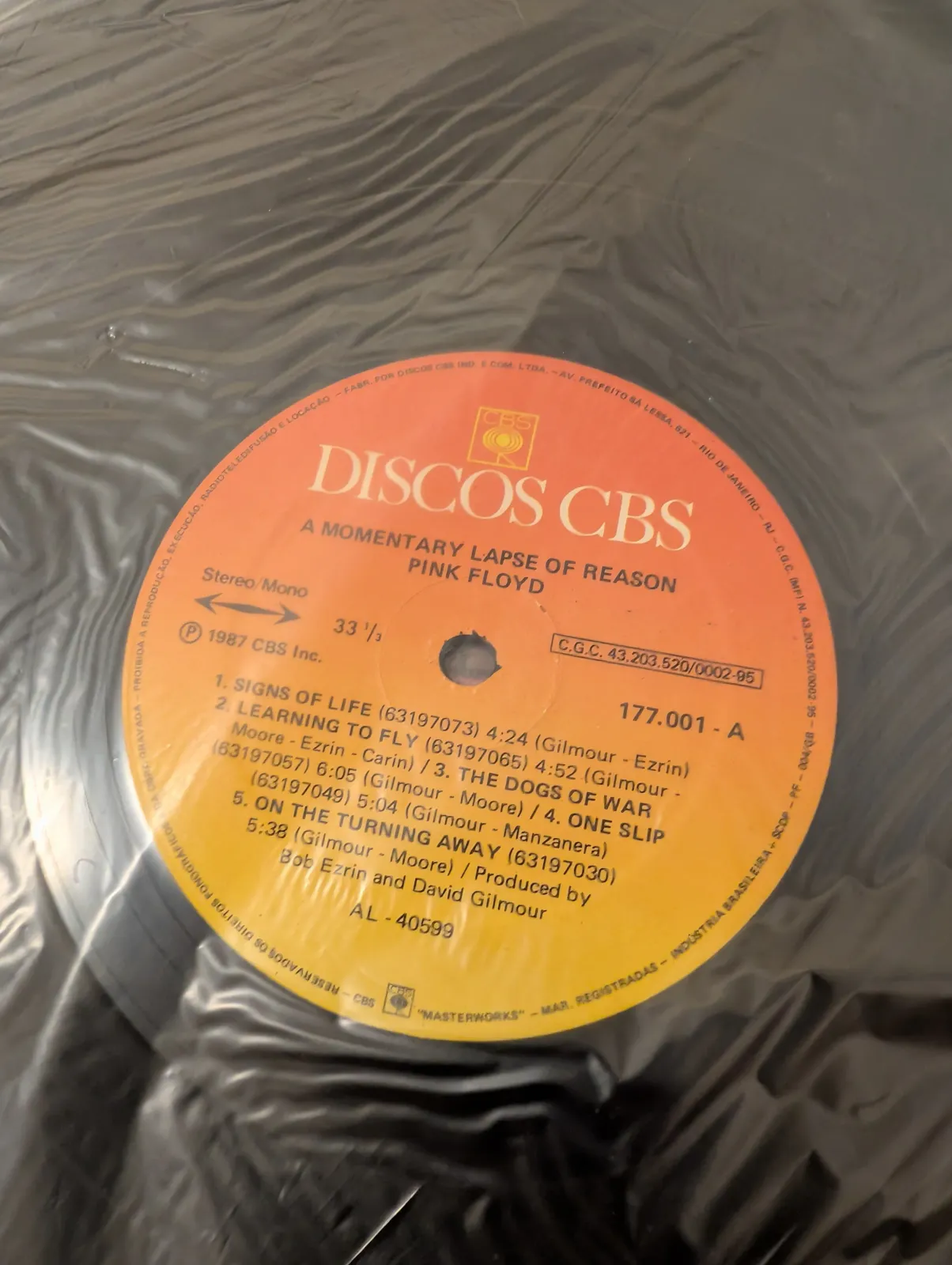 Pink Floyd — A Momentary Lapse of Reason, label-a