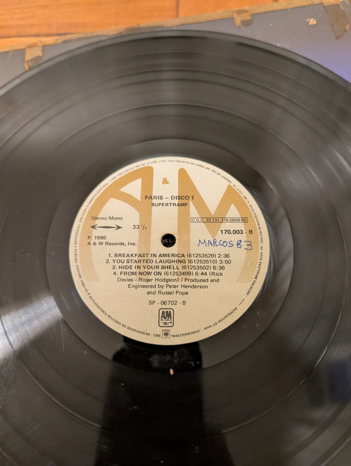 Supertramp — Paris, label-b