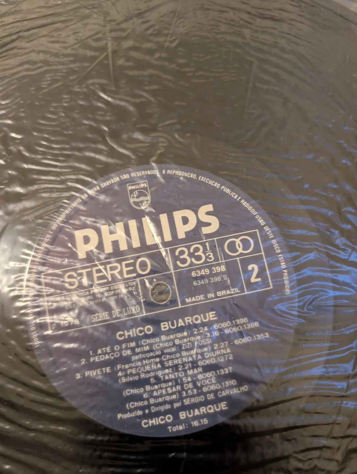 Chico Buarque — Chico Buarque, label-b
