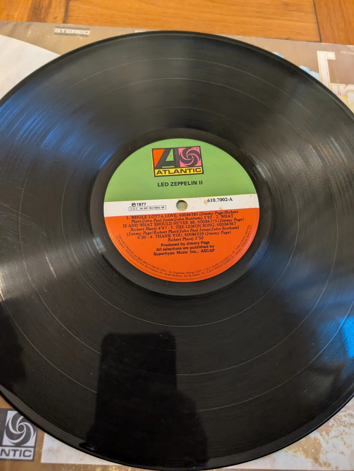 Led Zeppelin — Led Zeppelin II, label-a