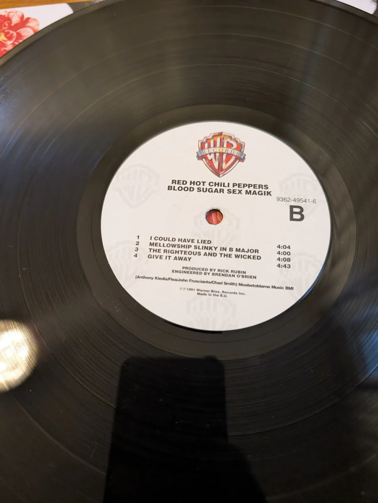 Red Hot Chili Peppers — Blood Sugar Sex Magik, label-b
