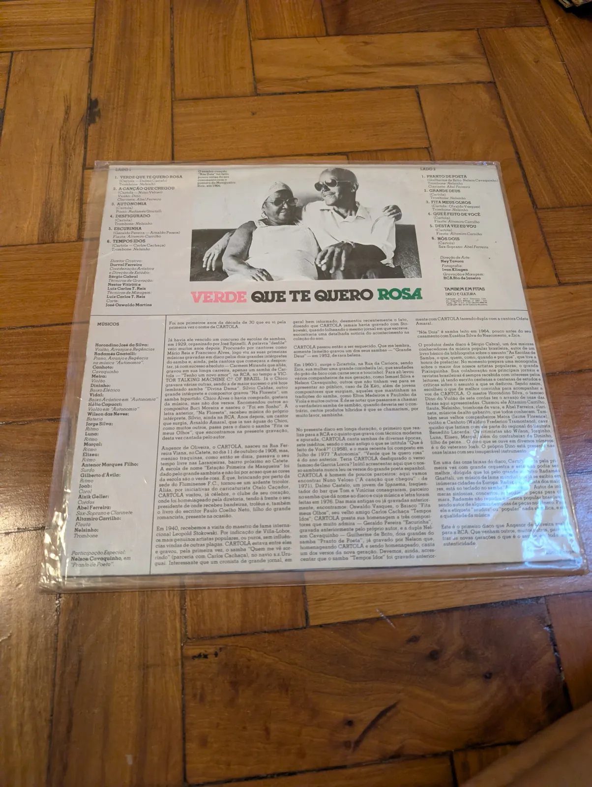 Cartola — Verde Que Te Quero Rosa, back